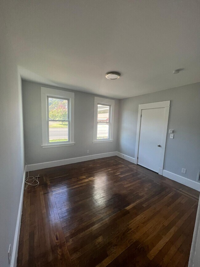 Building Photo - 1759 Dixwell Ave