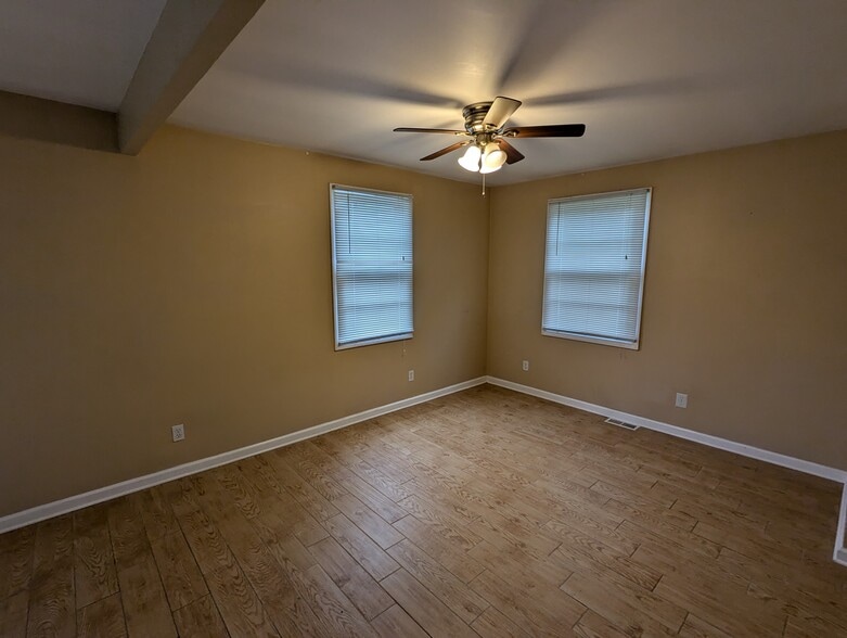 Building Photo - 997A Dozier Pl