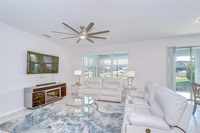 Building Photo - 10914 Green Harvest Dr.