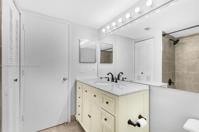 Building Photo - 4320 NW 107th Ave