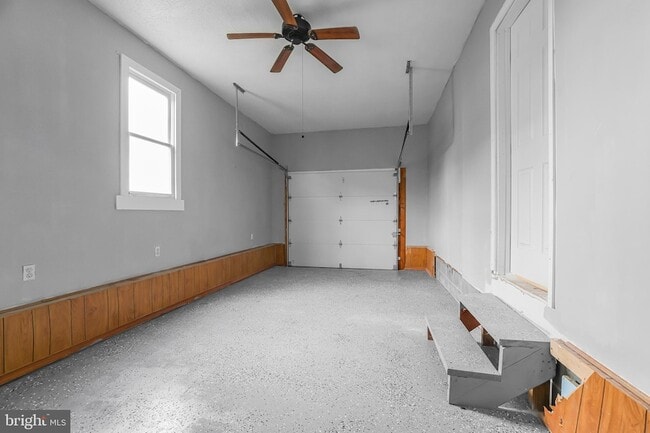 Building Photo - 22041 Neal Rd