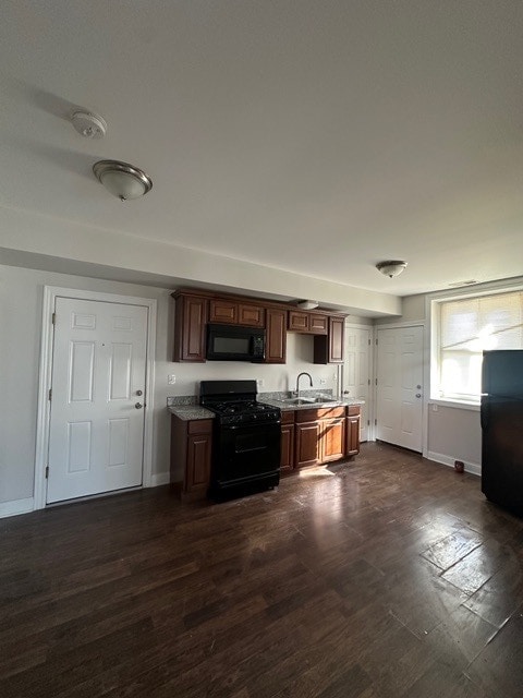 Building Photo - 1717 E 78th St