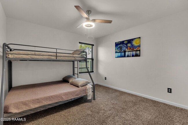 Building Photo - 101 Chestnut Oak Dr