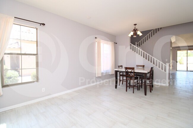 Building Photo - 3834 E Cavalry Ct