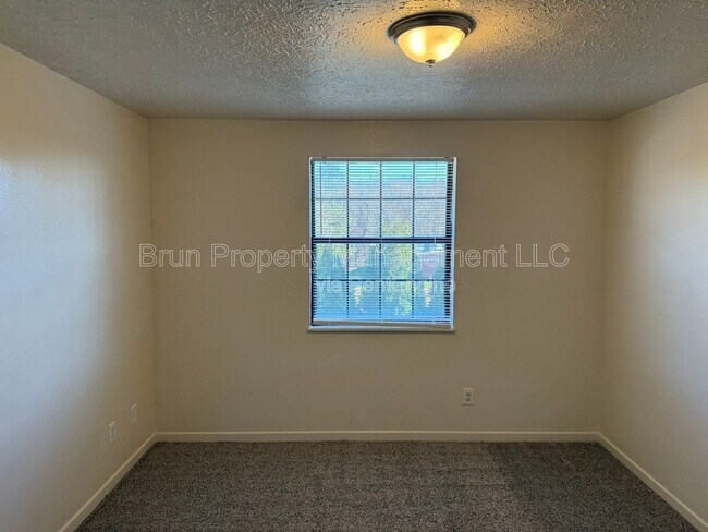 Building Photo - 4812 Cannon Ridge Dr