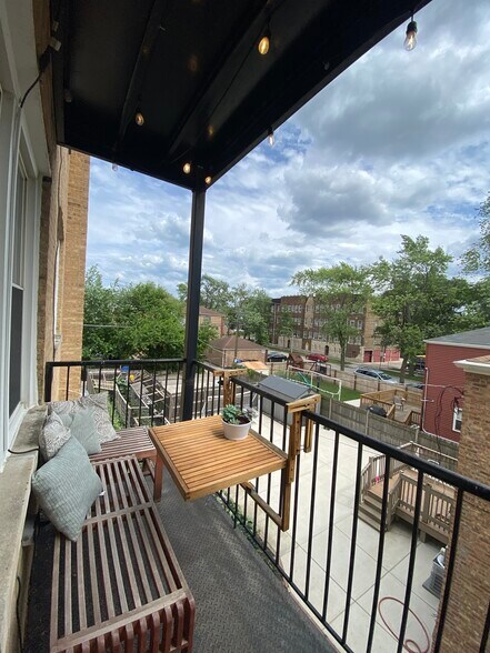 Balcony - 6309 N Albany Ave
