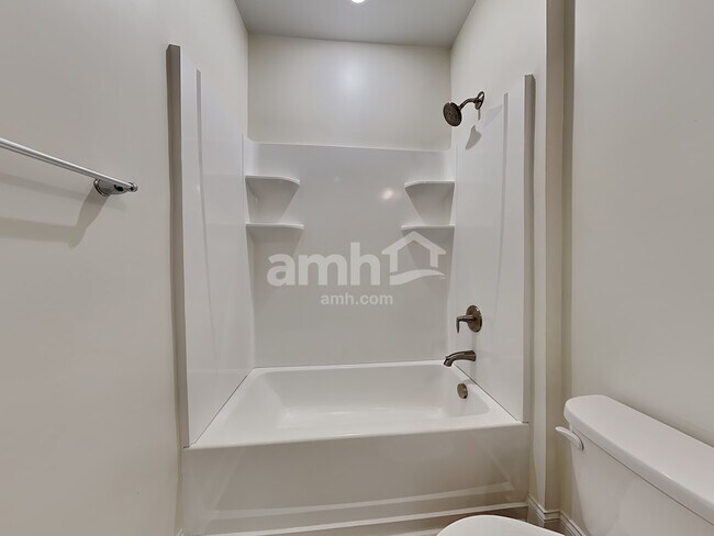 Building Photo - 5306 Dayan Dr