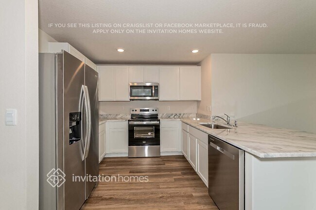 Building Photo - 5917 Silver Moonlight Dr