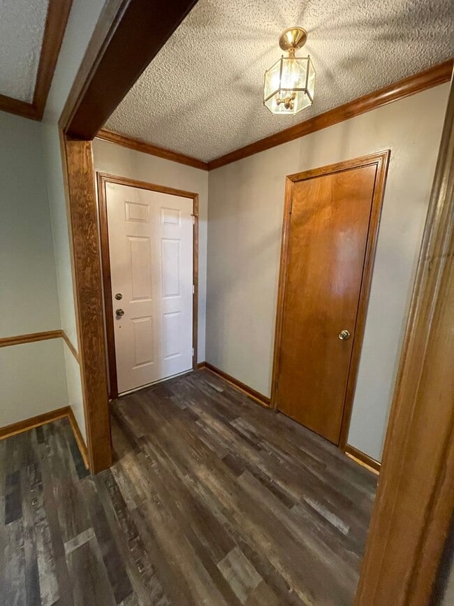 Building Photo - Sherwood Oasis