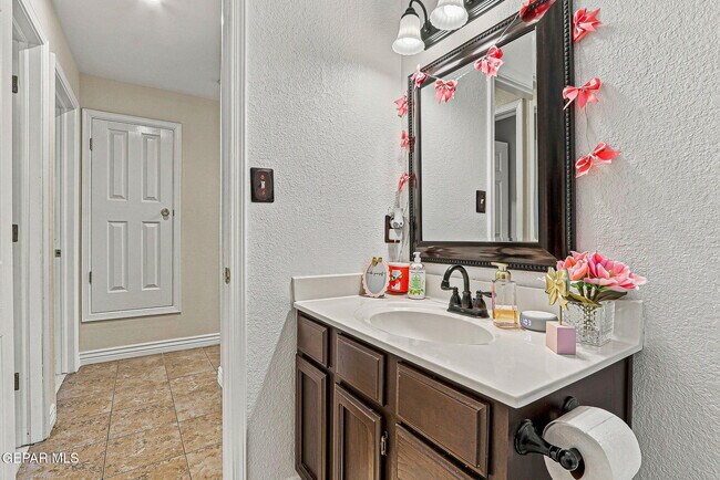 Building Photo - 4648 Robert Acosta Dr