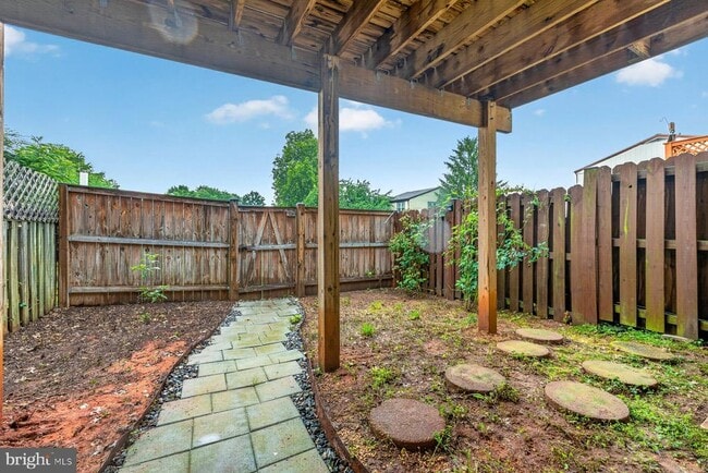 Building Photo - 8808 Eureka Ln