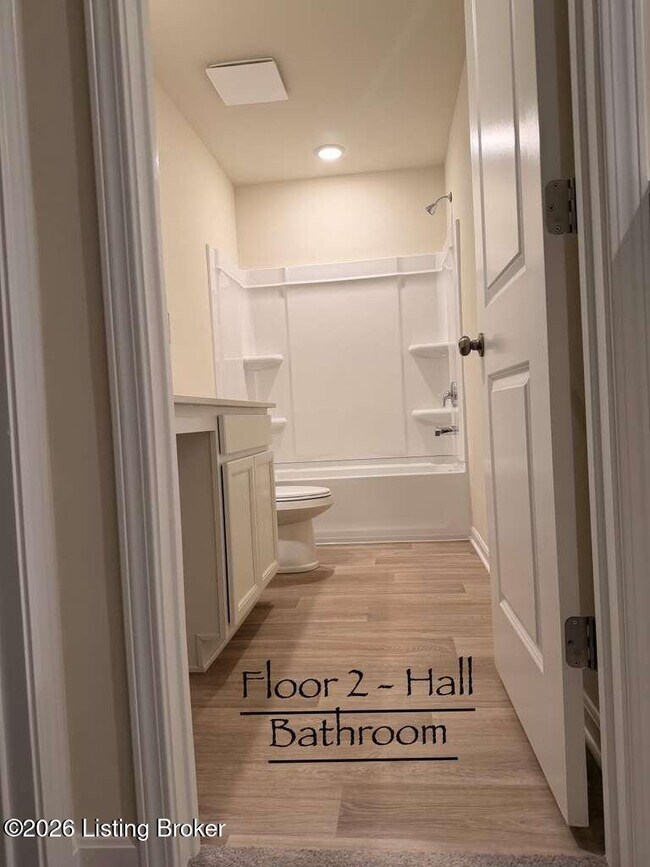 Building Photo - 2019 Lyndon Green Cir