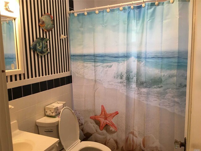 Building Photo - 107 Bungalow Ln