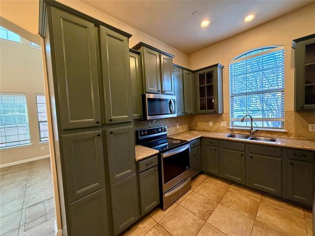 Building Photo - 1924 Lantana Ln