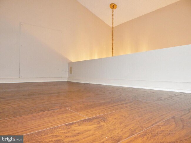 Building Photo - 3304 Hemmingway Dr