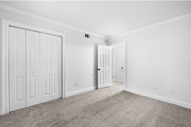 Building Photo - 4430 Tilly Mill Rd