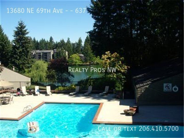 Building Photo - 13680 NE 69th St
