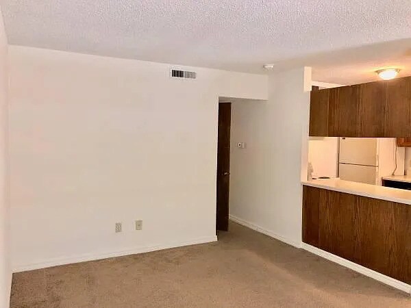 Building Photo - 938 W Cleveland St