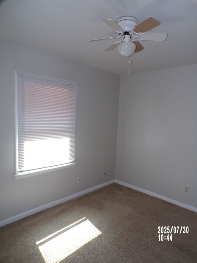 Building Photo - Freshly painted interiors!!!