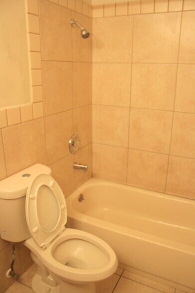 Building Photo - 3364 Alouette Cir