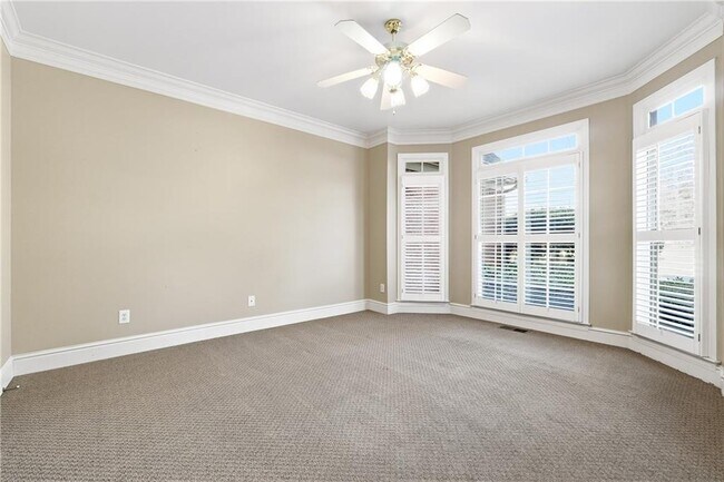 Building Photo - 5020 Greatwood Ln