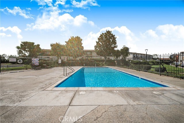 Building Photo - 8249 Haseltine Green