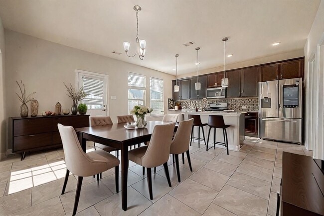 Building Photo - 223 Sintra Lk Wy