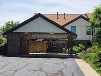 Building Photo - 1403 Fleetwood Plaza