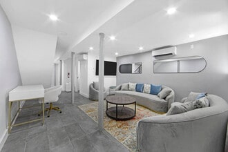 Building Photo - 564 W 182nd St