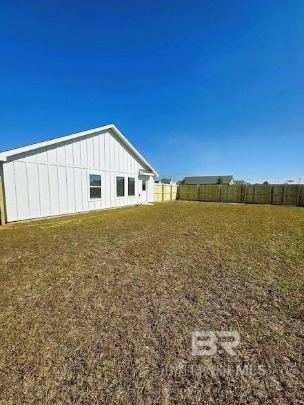 Building Photo - 16136 Furlong Lp