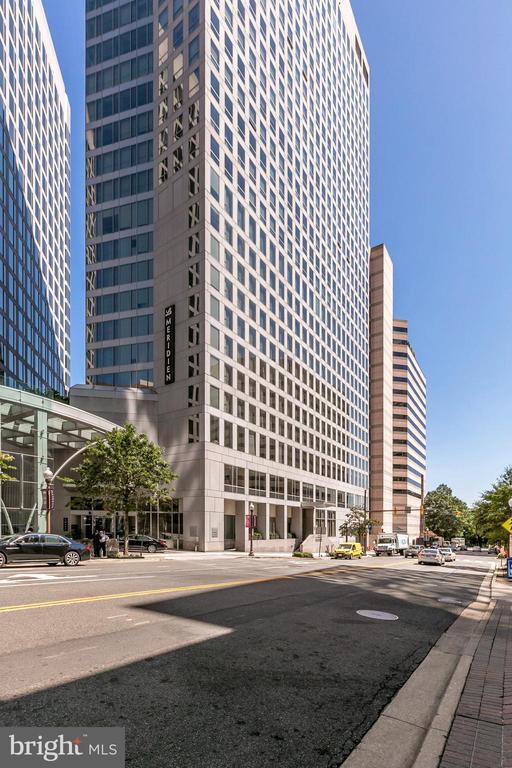 Building Photo - 1111 19th St N