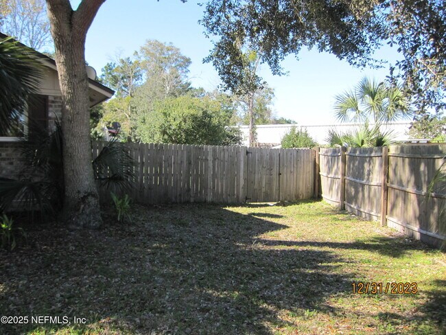 Building Photo - 1064 Kimberly Ct