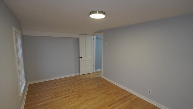 Building Photo - 6551 Abbott Rd