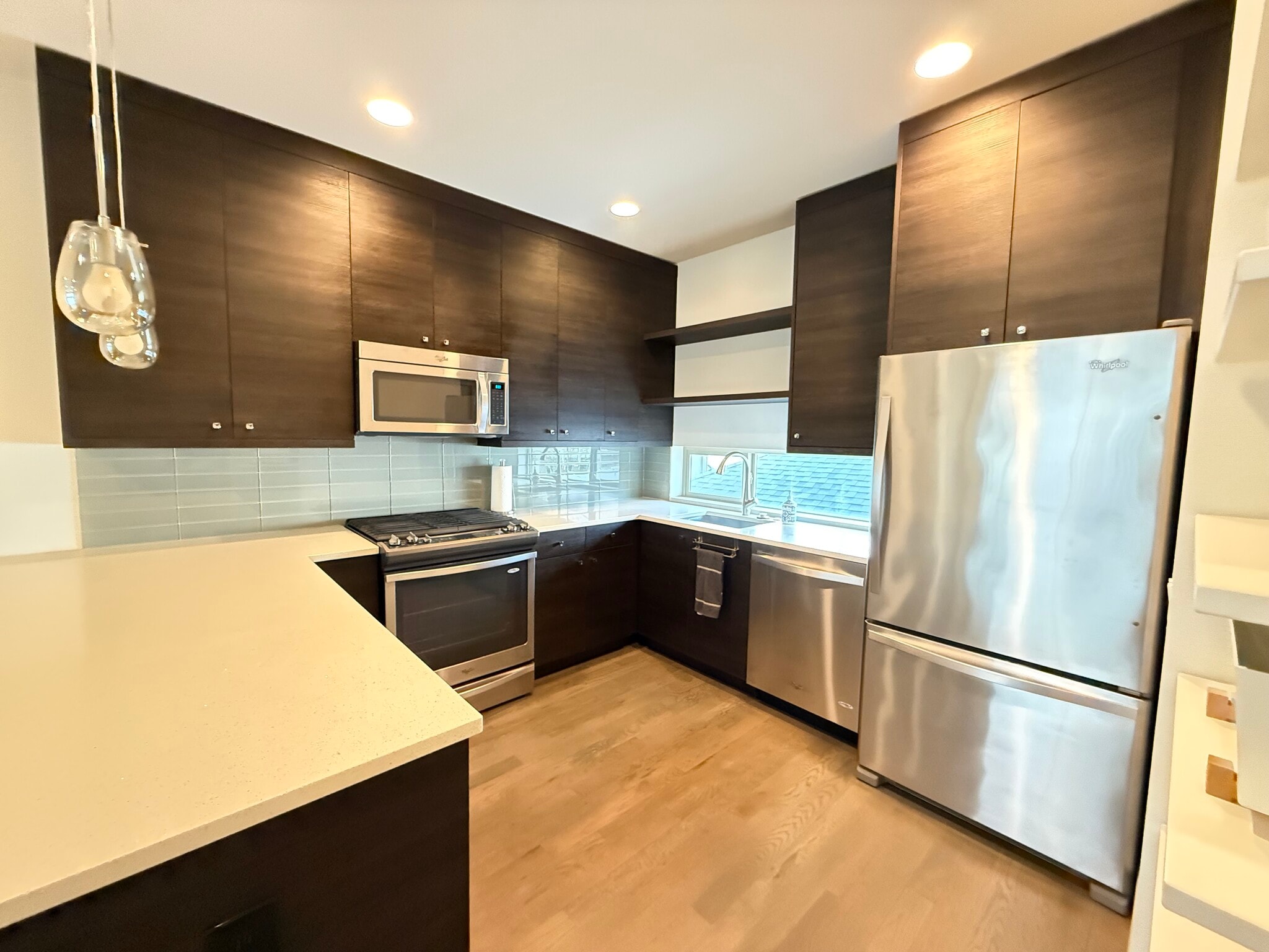 Building Photo - 4143 California Ave SW