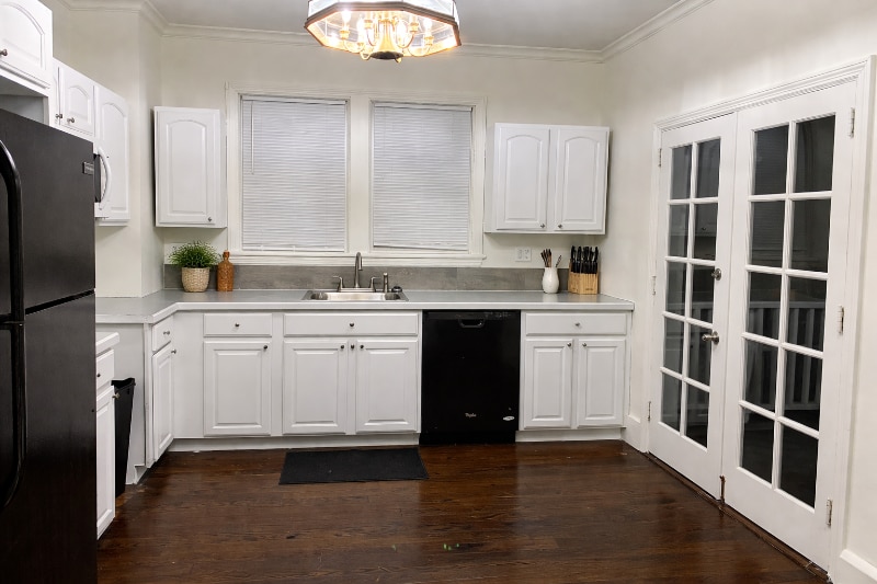 Building Photo - 247 N Main St