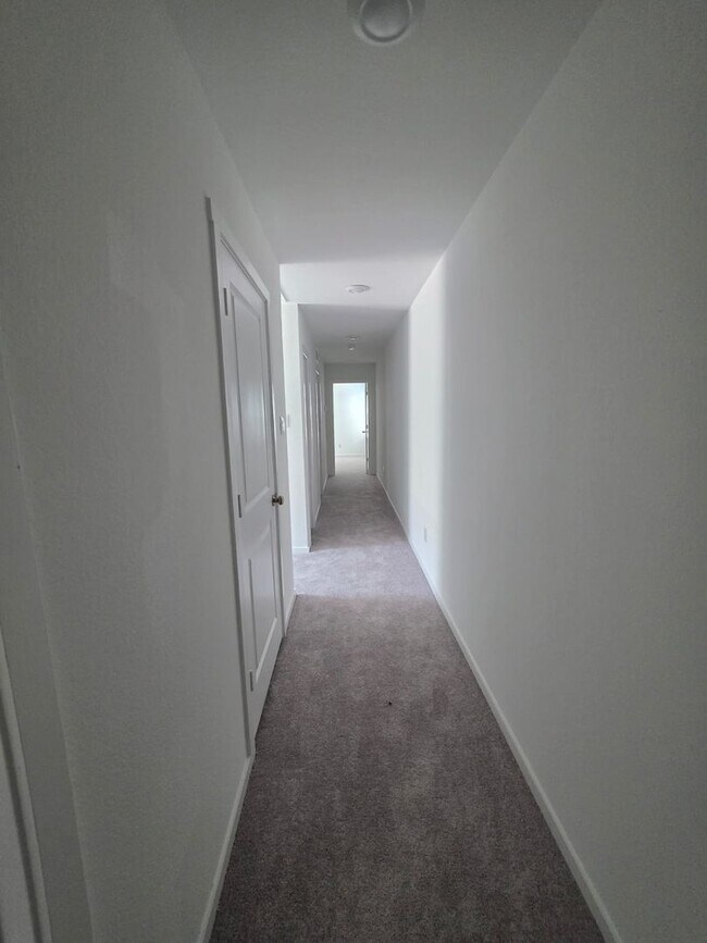 Building Photo - NEWLY BUILT 3 bedroom 2.5 Bath for rent!!!