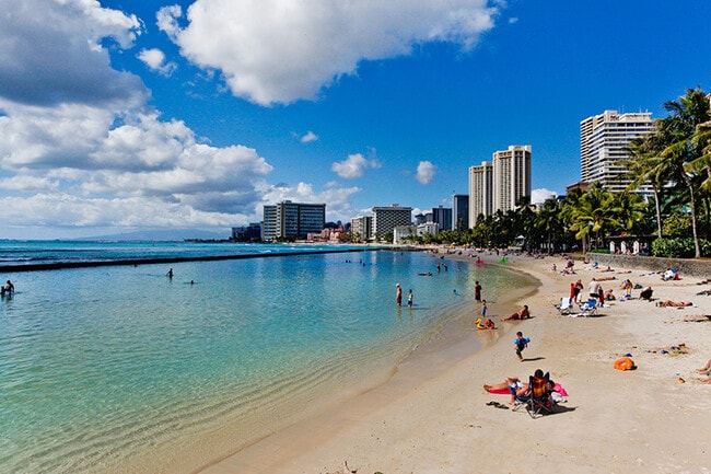 Building Photo - Fully Furnished Studio! Waikiki!