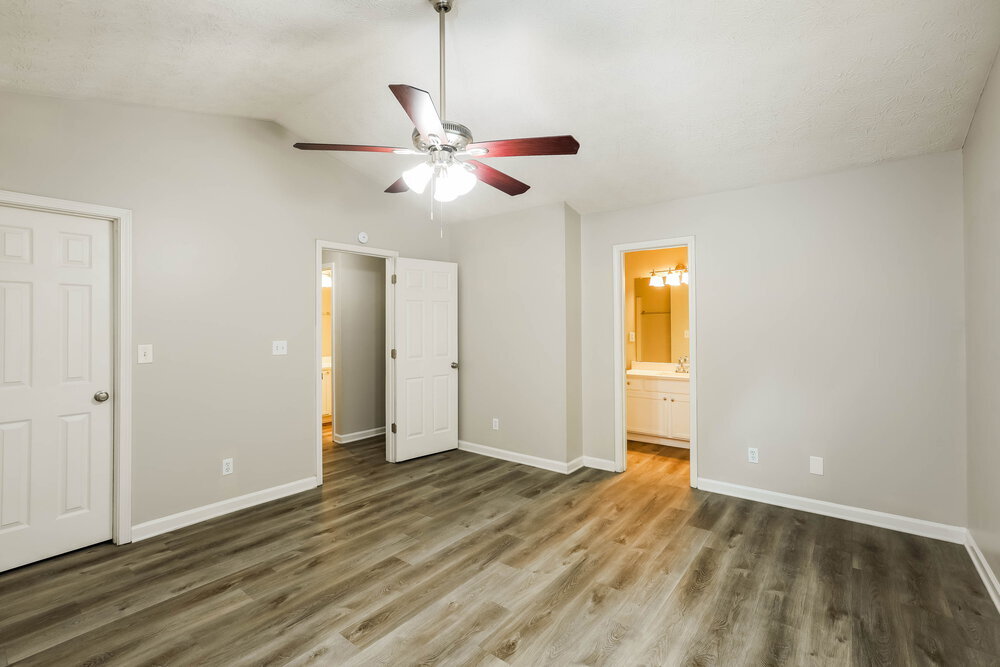 Building Photo - 3054 Aberdeen Way