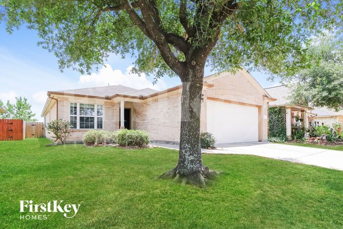 Building Photo - 9931 Fairlane Oaks Dr