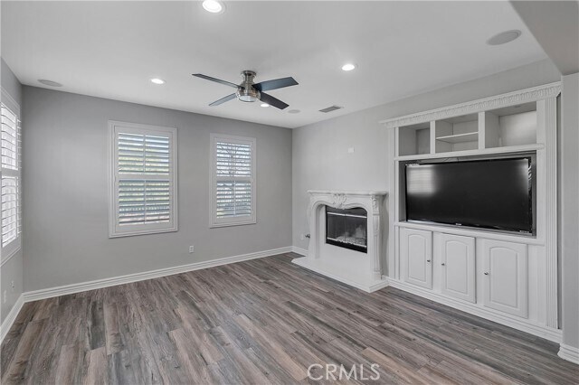 Building Photo - 26850 Peppertree Dr