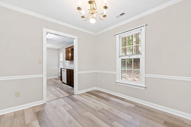 Building Photo - 3-Bedroom Home for in Cary – Close to Downtown!