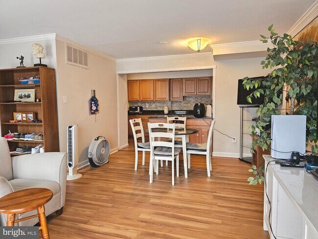 Building Photo - 2621 Wagon Dr