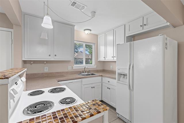 Building Photo - 3624 Ovid Ave