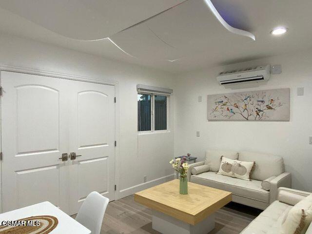 Building Photo - 535 S Danville Ave