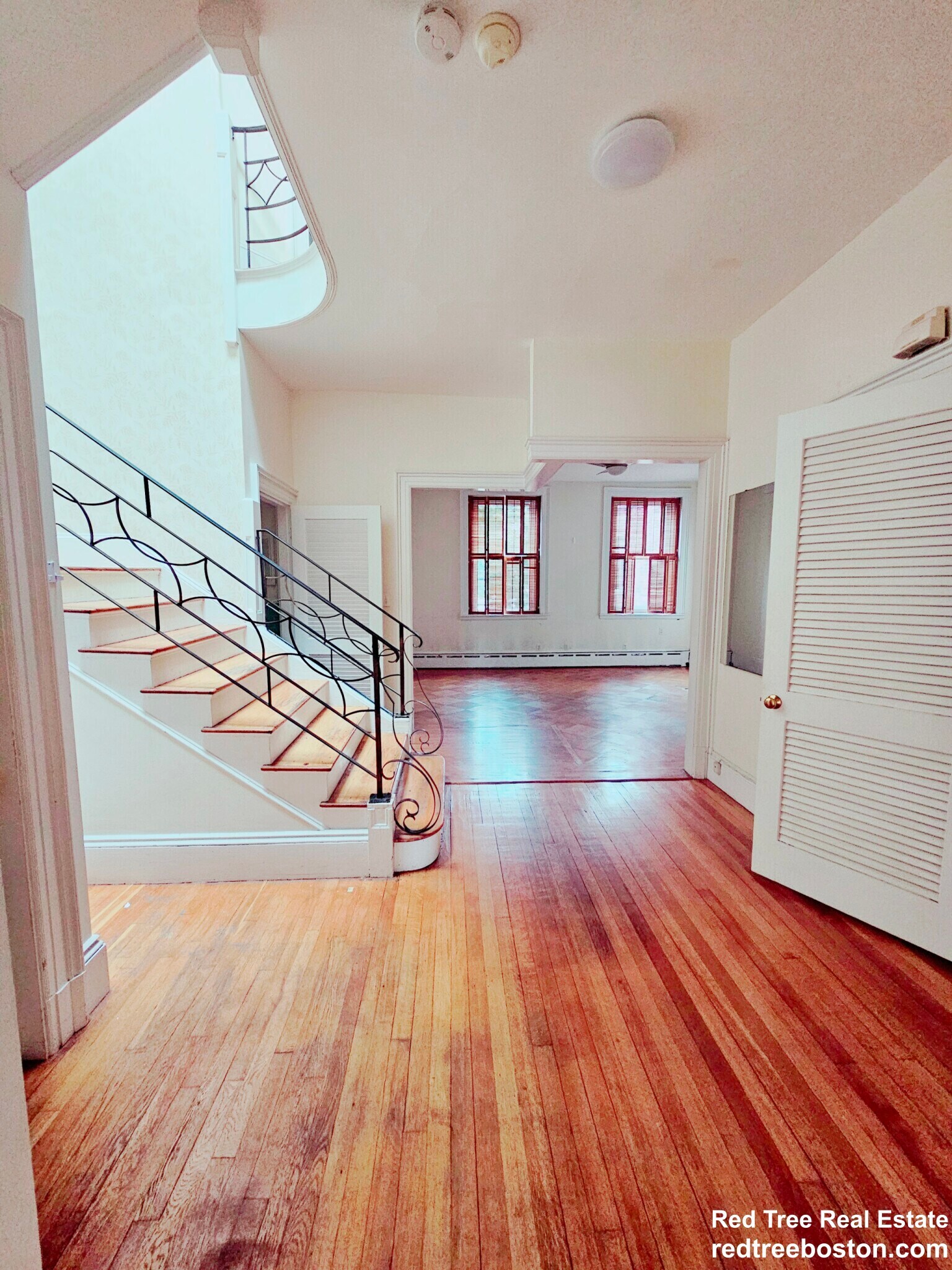 Building Photo - 1712 Beacon St