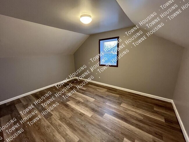 Building Photo - 340 Park Ave