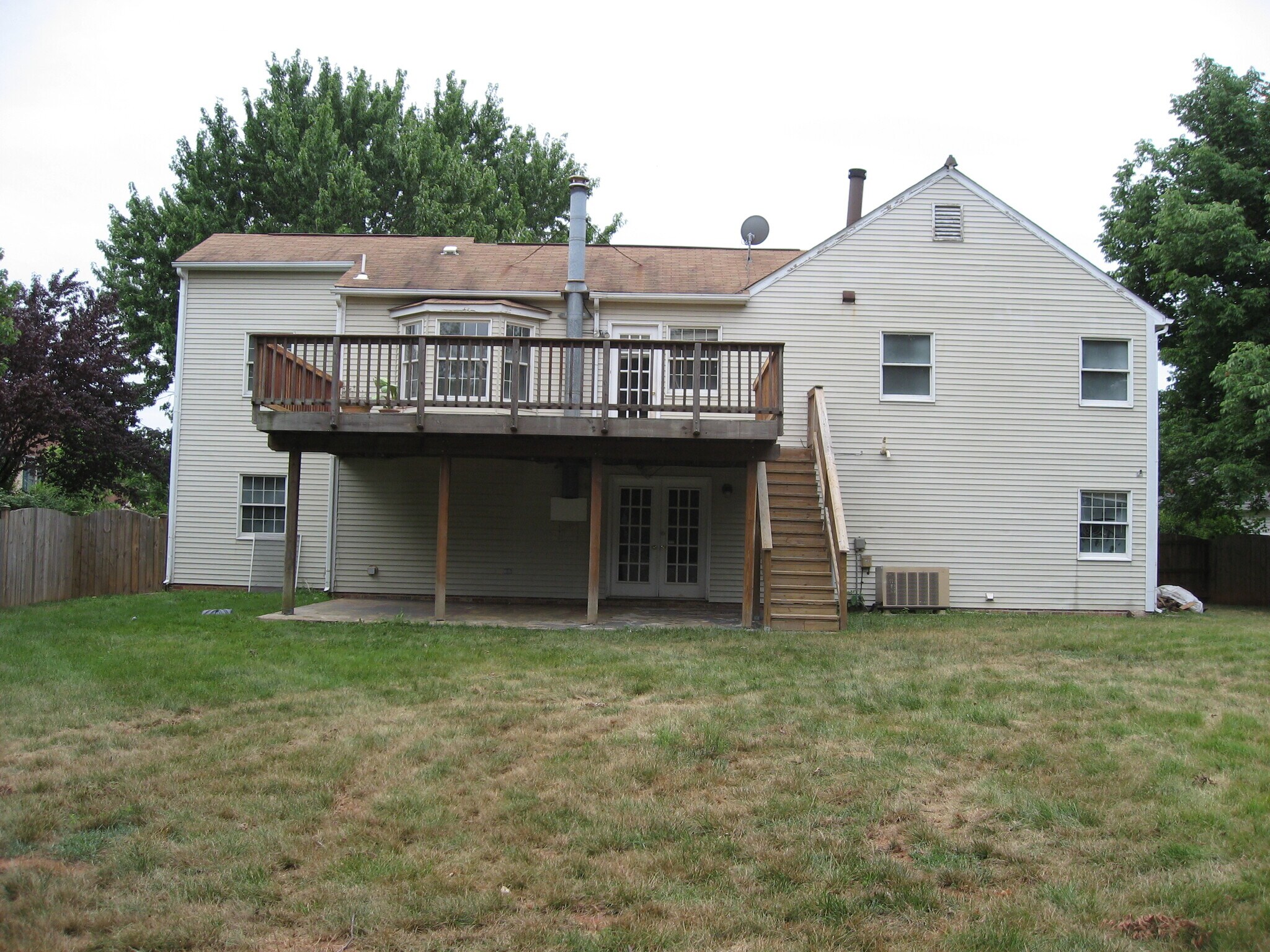Building Photo - 8626 Ambrose Ct