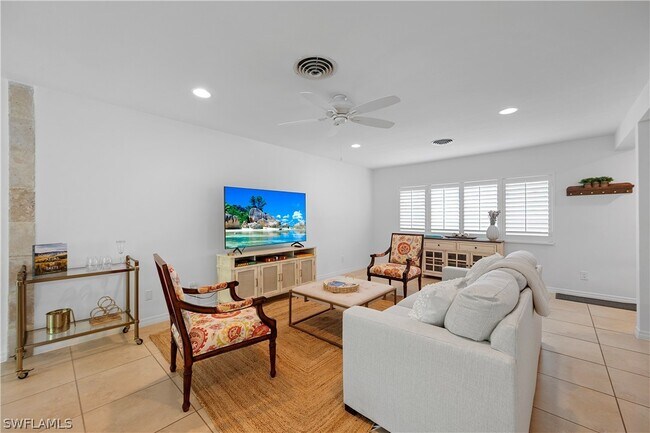 Building Photo - 1340 Crayton Rd