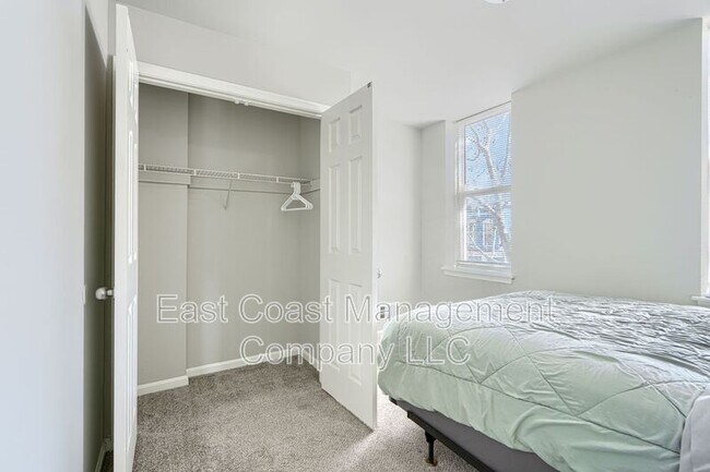 Building Photo - 2308 Jefferson St