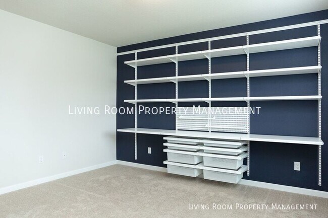 Building Photo - Spacious Townhome in Bethany with an Offic...